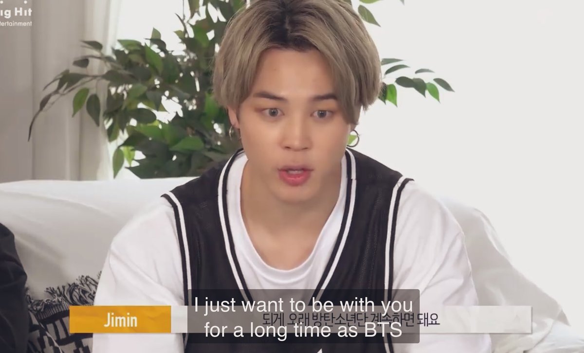 kmgoogiemimi_'s tweet photo. jimin: i don’t need anything else, I just want to be with you for a long time as BTS, that’s enough for me

jungkook: jimin told me the same yesterday https://t.co/J3xKh3d8C4