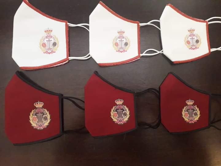 SoledadHinojos_'s tweet photo. Nuestra Hdad. pone a disposición de sus hermanos y devotos, estos modelos de mascarillas personalizadas de diferentes tallas. Toda persona que quiera disponer de estas prendas de prevención, podrán hacerlo poniéndose en contacto con cualquier miembro de la Junta de Gobierno. https://t.co/DAT02UnISR