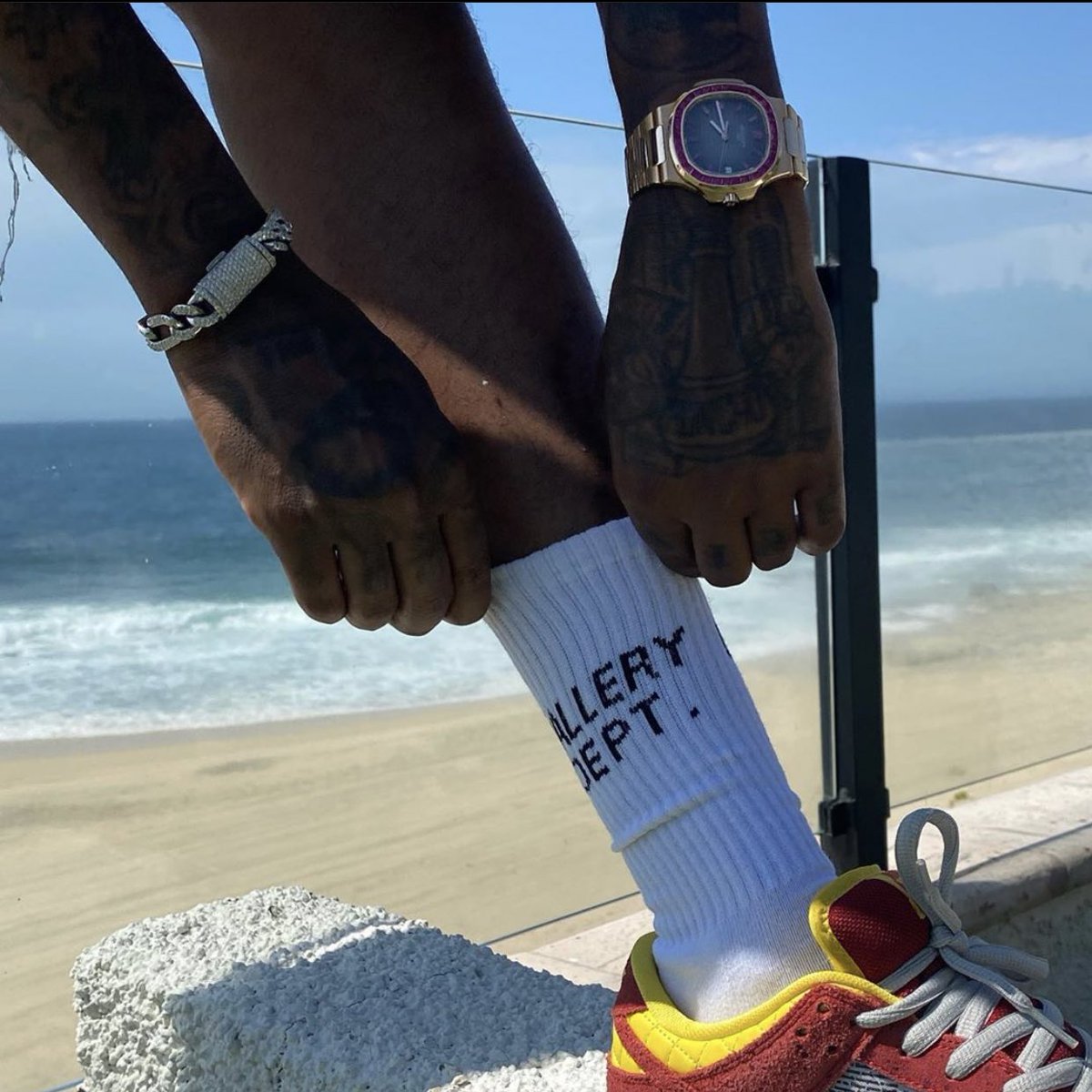 RappinHuncho's tweet photo. P A T E K 
O N 
T H E 
O C E A N https://t.co/SFm8qptAIS