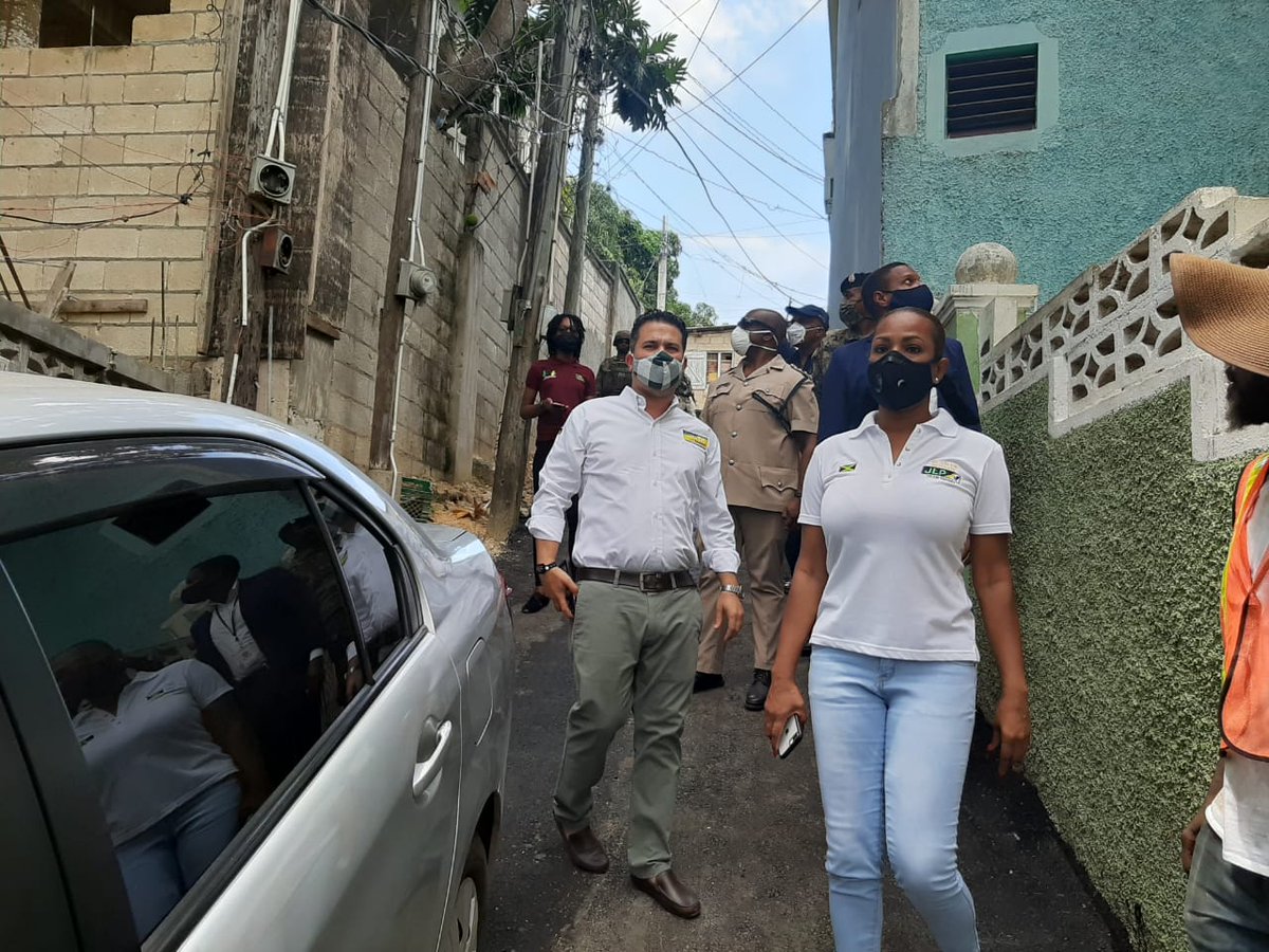 StJamesWCJLP's tweet photo. Yesterday, Hon. @matthewsamuda, Min WO Portfolio, MNS supported by #TeamMarlene took a tour of the model Mt Salem ZoSO within #TheWorkingMP @MalahooForteQC's St JWC  Consti. The Min was impressed by the achievements &amp; commended the MP &amp; Agencies.
#TeamMarlene
#ServiceIsWhatWeDo https://t.co/6EDgZXTecy