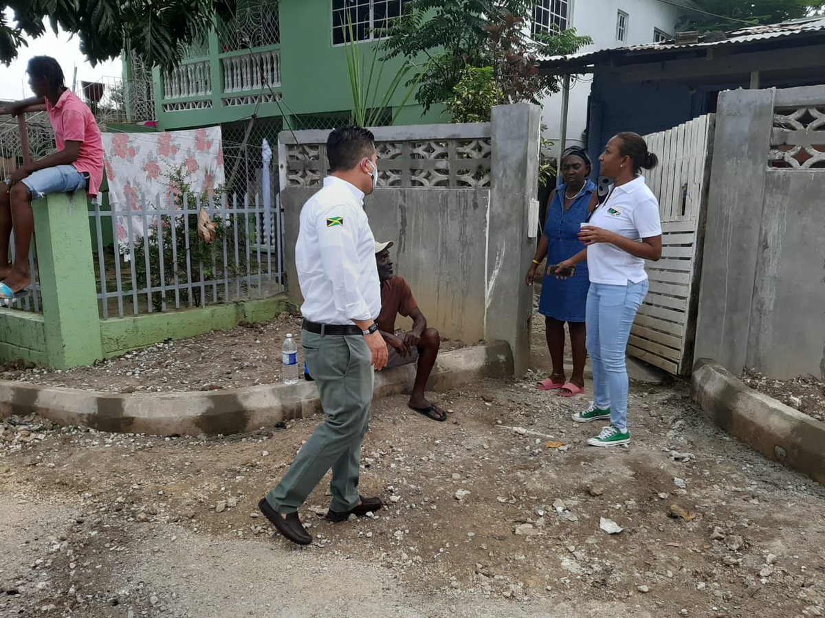 StJamesWCJLP's tweet photo. Yesterday, Hon. @matthewsamuda, Min WO Portfolio, MNS supported by #TeamMarlene took a tour of the model Mt Salem ZoSO within #TheWorkingMP @MalahooForteQC's St JWC  Consti. The Min was impressed by the achievements &amp; commended the MP &amp; Agencies.
#TeamMarlene
#ServiceIsWhatWeDo https://t.co/6EDgZXTecy