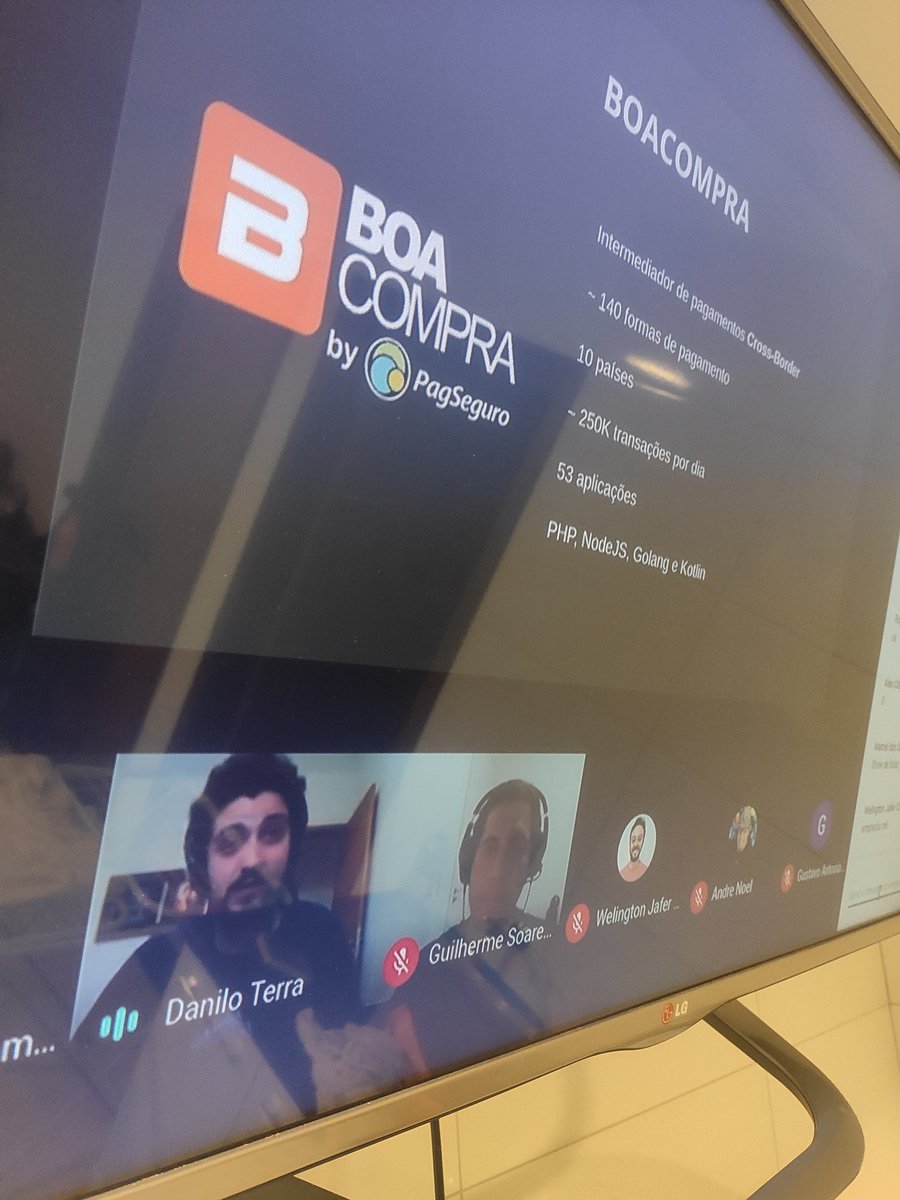 marpriori's tweet photo. Dá-lhe Evento Sourcing. Tá tendo @DaniloMTerra e @gsvaldevieso no #VDPWeekend
#goboa #gopags https://t.co/ZiBBQll6Fn