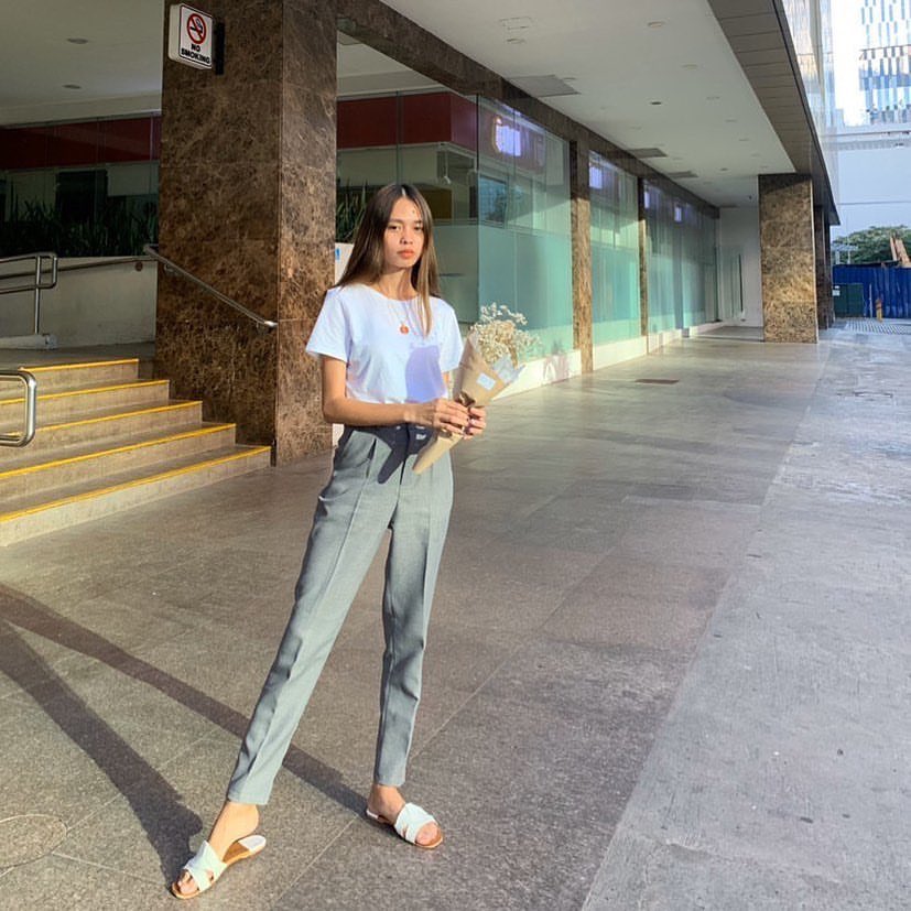 zerotwoph's tweet photo. It looks good on them because it's made only for them. Our goal is not just to sell one trouser and move on to the next customer. We try to build a friendly relationship from the meet-ups to measuring their sizes to personally deliver their orders. ❤️ https://t.co/AAGxMEcLxu
