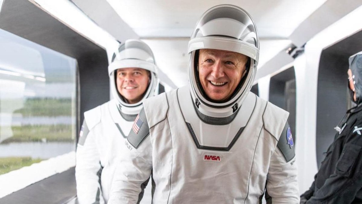 5/ bob & doug — ambassadors to a new space era (and great astronaut names too!)