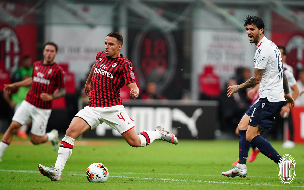 acmilan's tweet photo. Congrats on your first Rossonero goal, @IsmaelBennacer  👏
Primo gol in rossonero anche per Bennacer 👏
#MilanBologna #SempreMilan https://t.co/6vUCbDjLUJ
