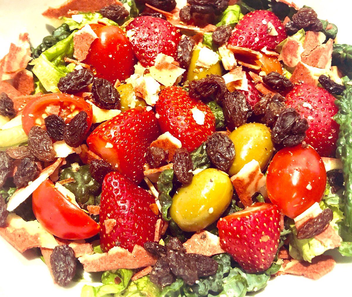 brijh's tweet photo. #BF50Beverage with #Basil #FreshGinger #Peppermint #FreshSqueezedLime #StrawberryCoconutWater
#MyGarden🥗#SaturdayVibes🤍🎶🤎 #IndigenousHerbs🌱 #Smudging #JustDoingMe @MelbaMoore1 Joy!🥰 #4Months #CQFAM #AllLove #StraightVibes https://t.co/61Oo0OORYY