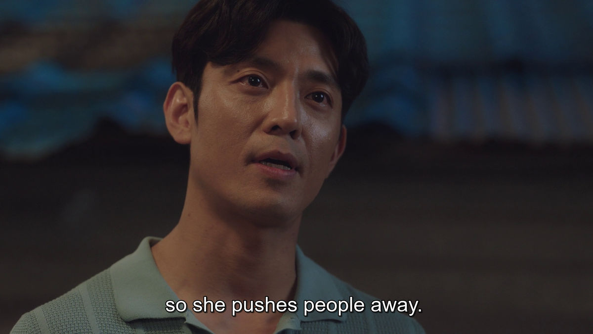 When she was a child, Moon Young kept saying to Kang Tae & Ju Ri "get lost" to push them away and protect them from her mother.Imagine how much it means for Moon Young to have Sang In always staying with her for the past 10 years... #ItsOkayToNotBeOkay  #ItsOkayToNotBeOkayEP9