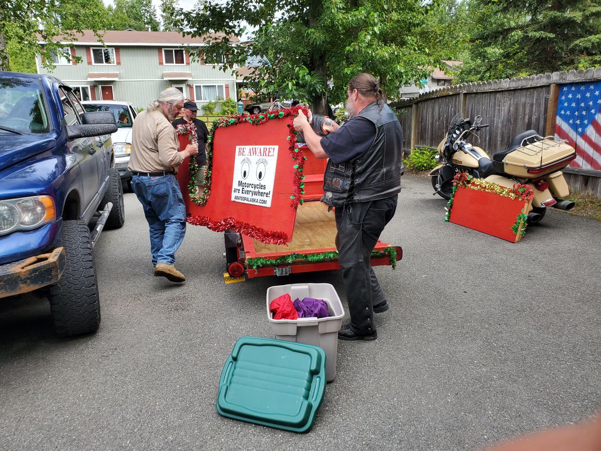 AbateofAlaska's tweet photo. Getting ready for the ABATE of Alaska Christmas In July Toy Run!  Building the sleigh and sorting toys! #alaska #biker #summer #ABATE #ChristmasInJuly #ToyRun https://t.co/qmGydJBw6m