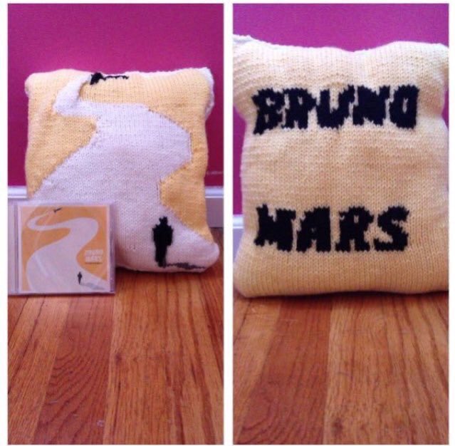 PopPop_itsBruno's tweet photo. Want your own “Doo-wops and Hooligans”pillow? For $25, it can be yours! DM me if you want me to knit one for you! (Customization is also available)! 
#brunomars #brunomarsinspired #brunomarslove #love #knitting #knit #knittinglove #pillow #pillows #Saturday #unorthodoxjukebox https://t.co/OZaVH8H2u6