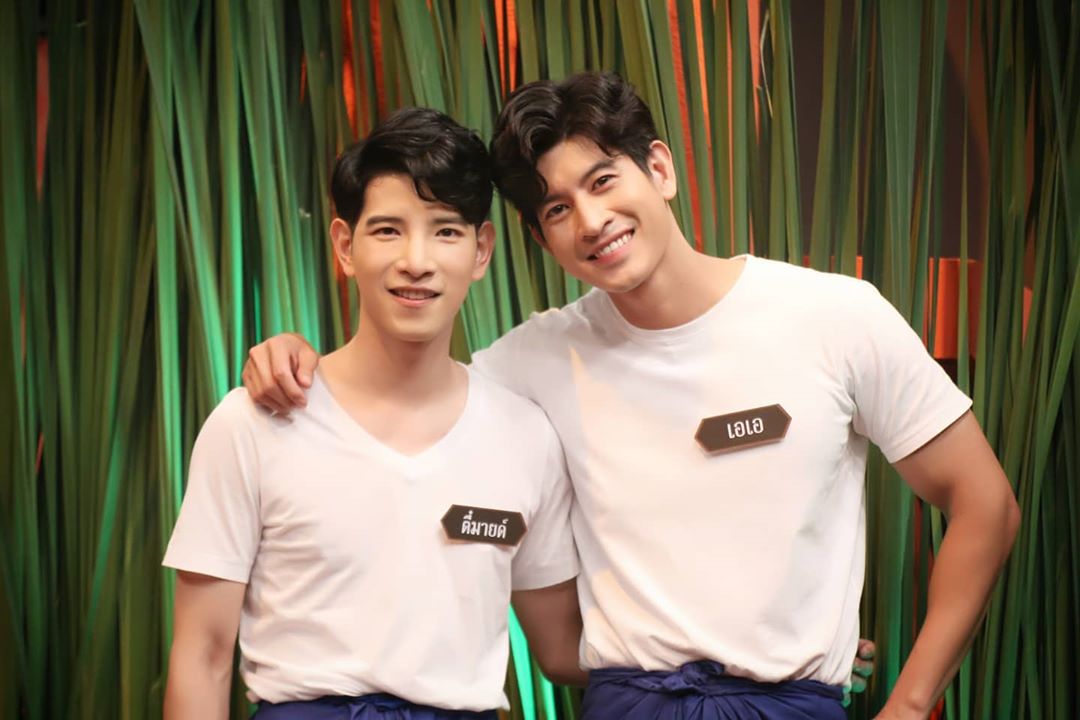 suppawutoffi's tweet photo. Guys i love #BoatMild but #AAMild is everything. I never thought i would be  ghost shipping but is it really??
Can we make #AaMild a thing?

I sweat the other nong @EHypo555 has me messed up https://t.co/4sO3ZKh25H