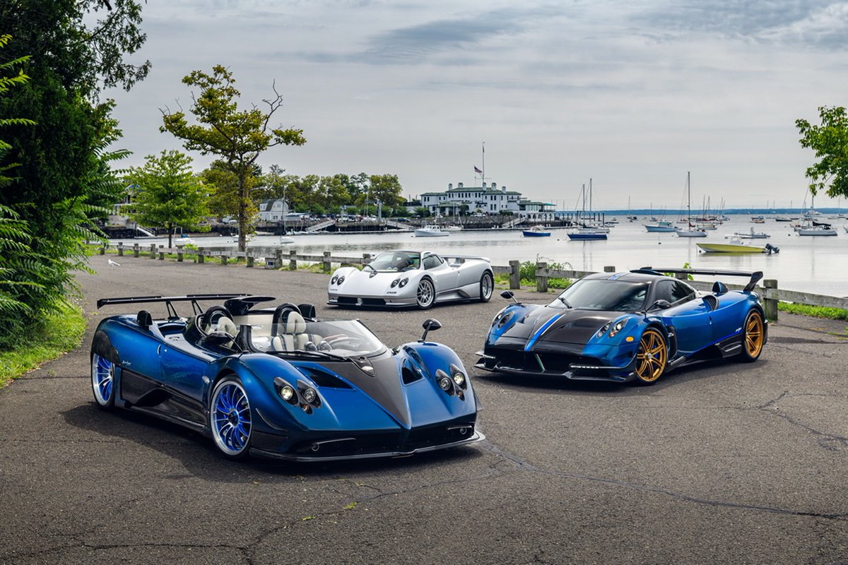LinkPhotography's tweet photo. Is the plural of Pagani Paganis or Pagani? Shot for @OfficialPagani https://t.co/Bd1u8Lt58n