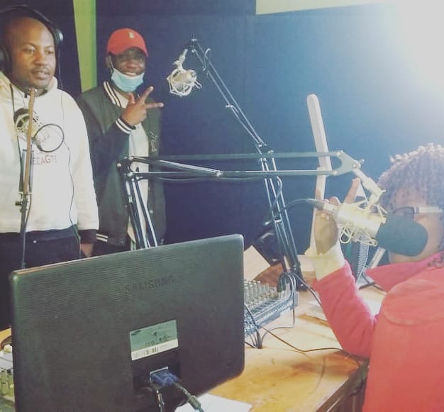 MotionActiveZA's tweet photo. Catch Lucky MA every Saturday from 12-3 pm with Dumisane @GedagteFm pushing #Kasi_Culture https://t.co/HHZRxzAnmF