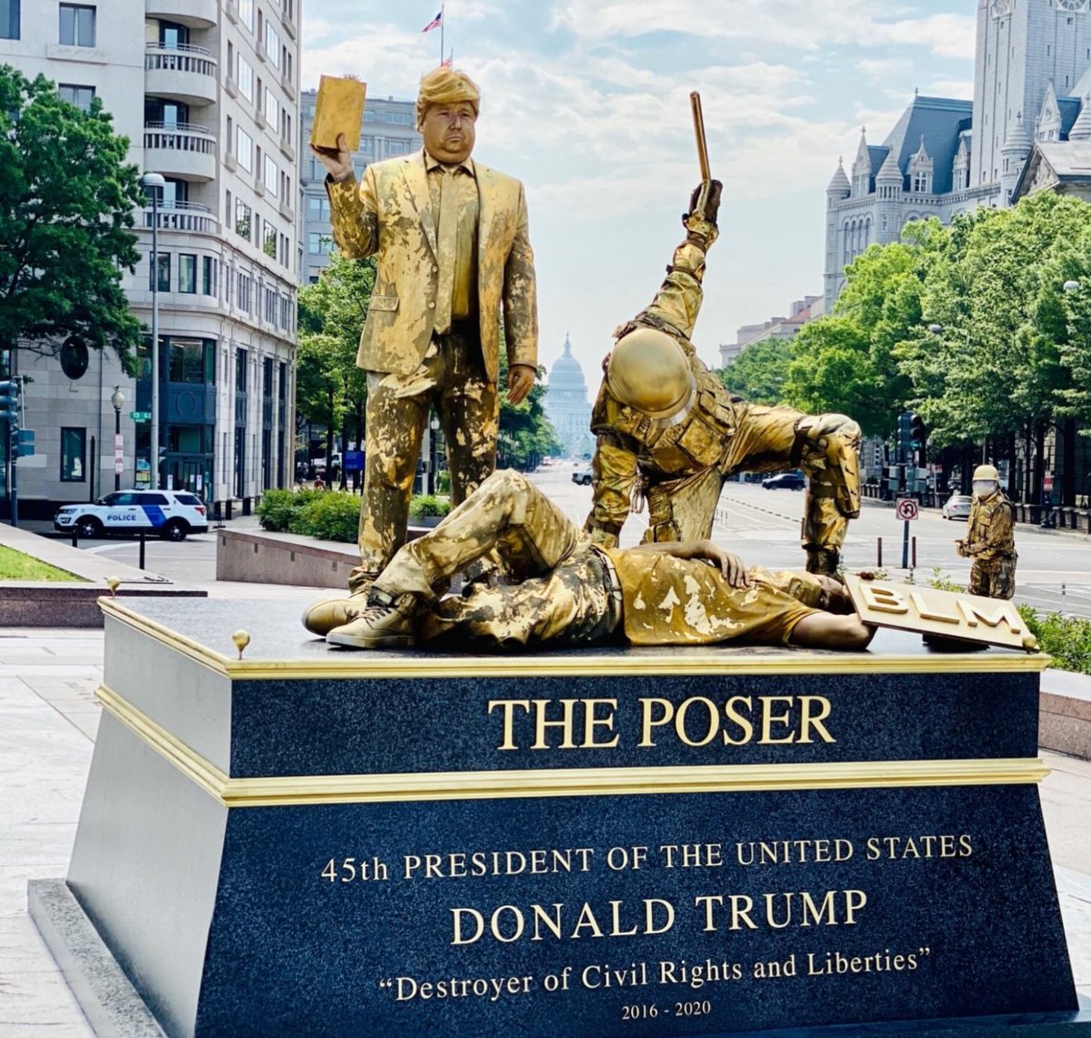 Have you seen these cool Trump statues using live actors, going up in D.C? They were put there by Director Bryan Buckley under the Trump Statue Initiative. The first one depicts Trump holding a bible while a BLM protester is being beaten by someone in full combat gear. (1/3)