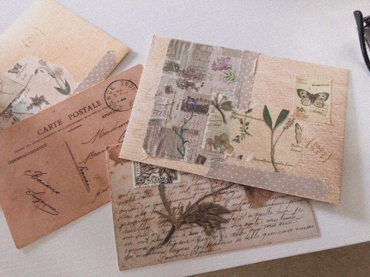 renepoems's tweet photo. [✉️] `~ Wangxian au

Lan zhan não esperava que sua carta de amor fosse entregue para Wei Ying e não para Wei Xuanyu, sua paixão do ensino médio https://t.co/8paRxtgZAf