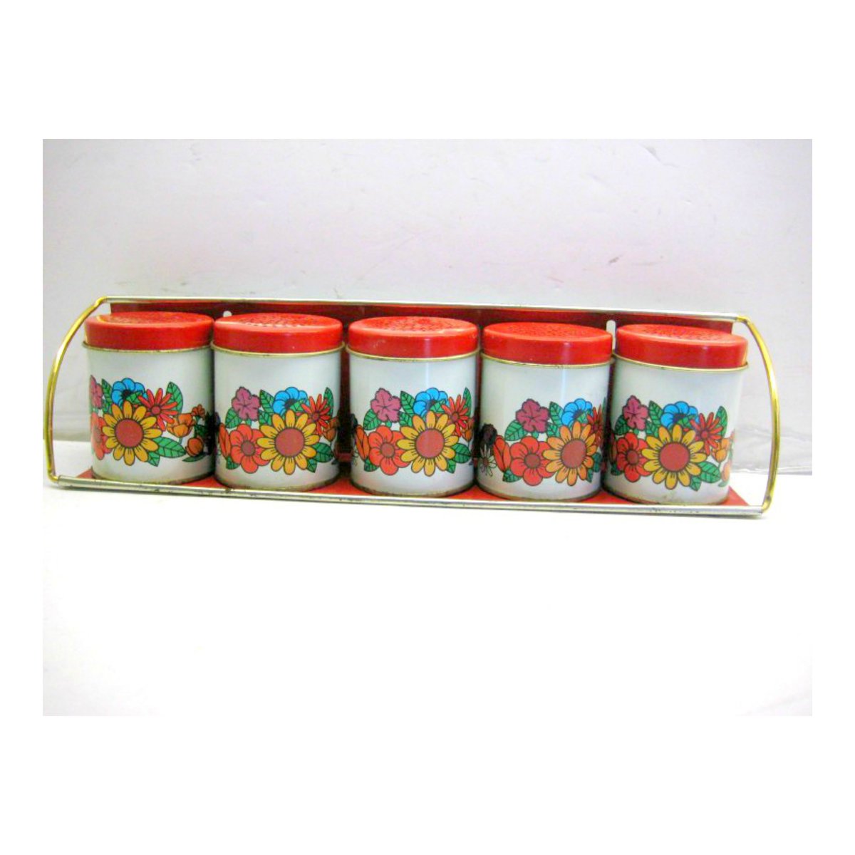 JunkYardBlonde's tweet photo. Vintage Red Floral Enamel Spice Rack and Spice Shakers Wall Mountable 1960s https://t.co/MK9c3hYC1f #red #housewarming #mothersday #white #storageshelf #midcentury #metalshelf #spicerack #wallmountable https://t.co/ZeS4X8t04s