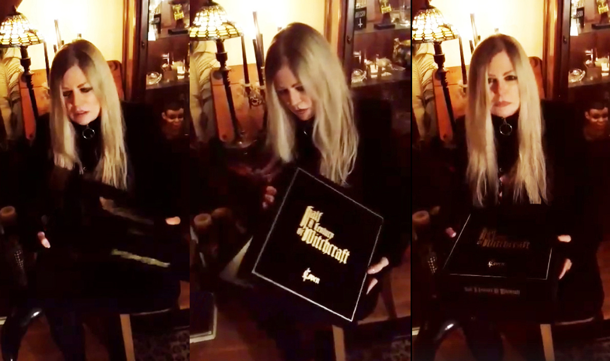 Jinx Dawson 𝕵𝖎𝖓𝖝 𝖆𝖓𝖉 𝖙𝖍𝖊 𝕮𝖔𝖛𝖊𝖓 tweet media