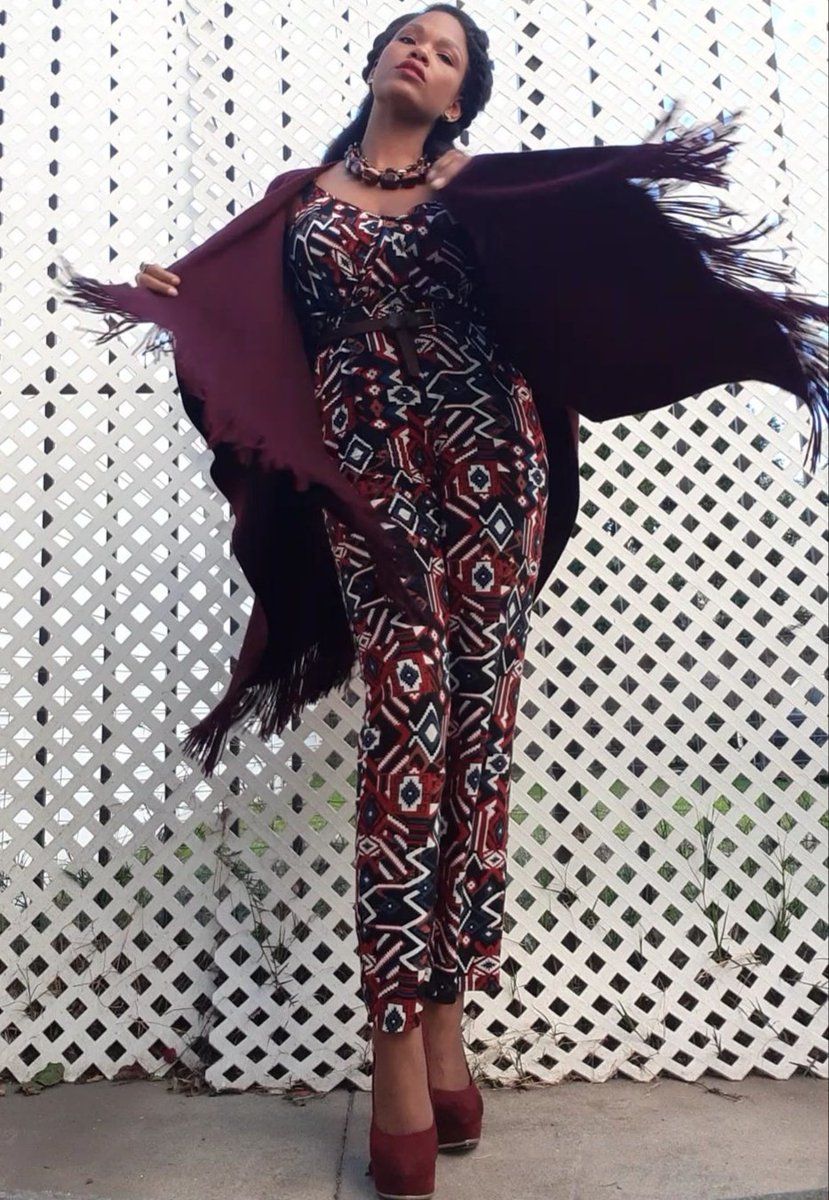 BeautiflBillows's tweet photo. Slaying 40! 💅🏾💋👑 https://t.co/1VRJ8qCF7j