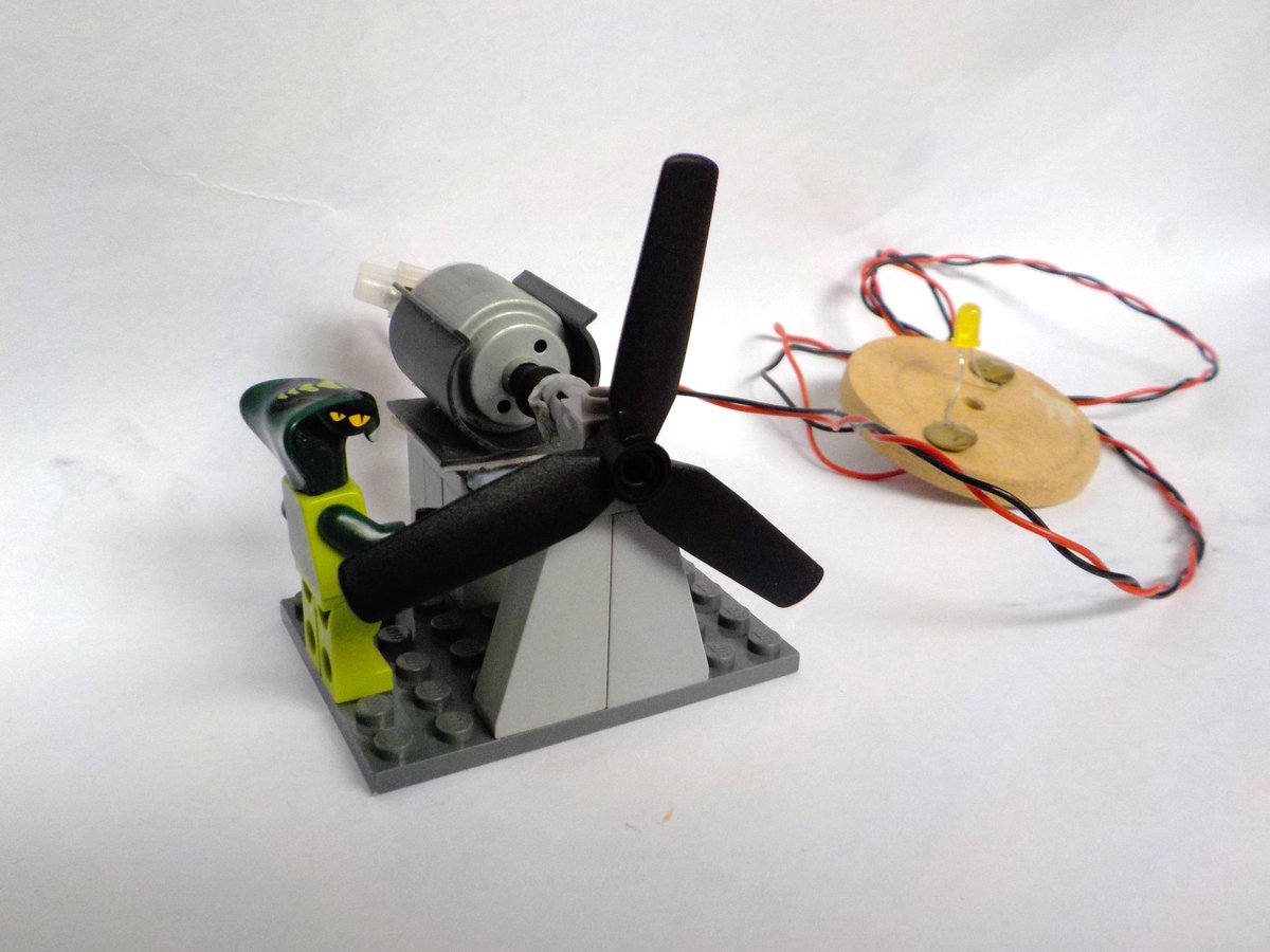 DownendScience's tweet photo. And here is a challenge for the summer holiday: design and build a wind turbine. Can you use it to pull up a weight on a string? Or attach a motor and try to light an LED. How many blades is best? What dimensions? Do blades need to be tilted?π¬#DownendScienceClub @MrGWilliams4 https://t.co/vySID7ghQf