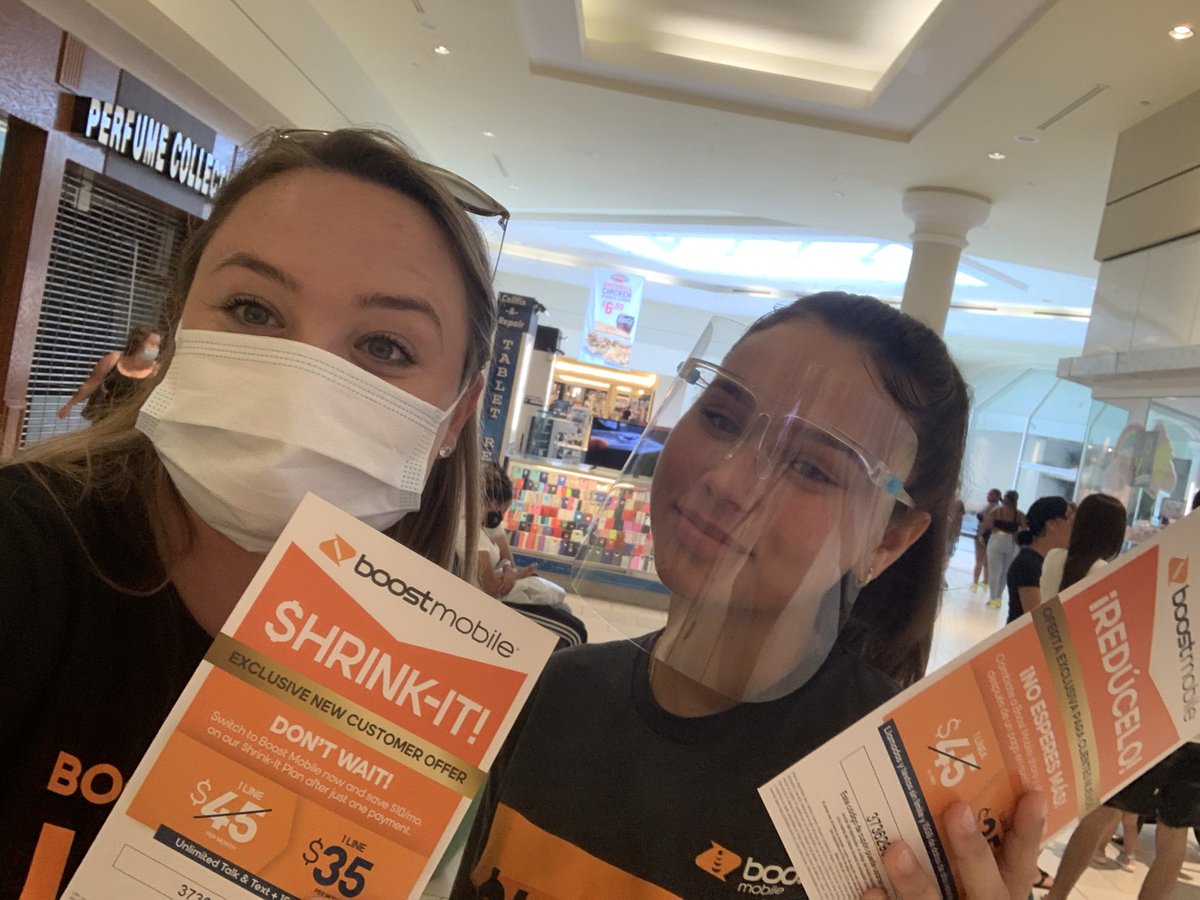 khboostmobile's tweet image. Come find your Golden Ticket at the Edison Mall!! #boostdishingdeals @mschwager3 @BoostSwat