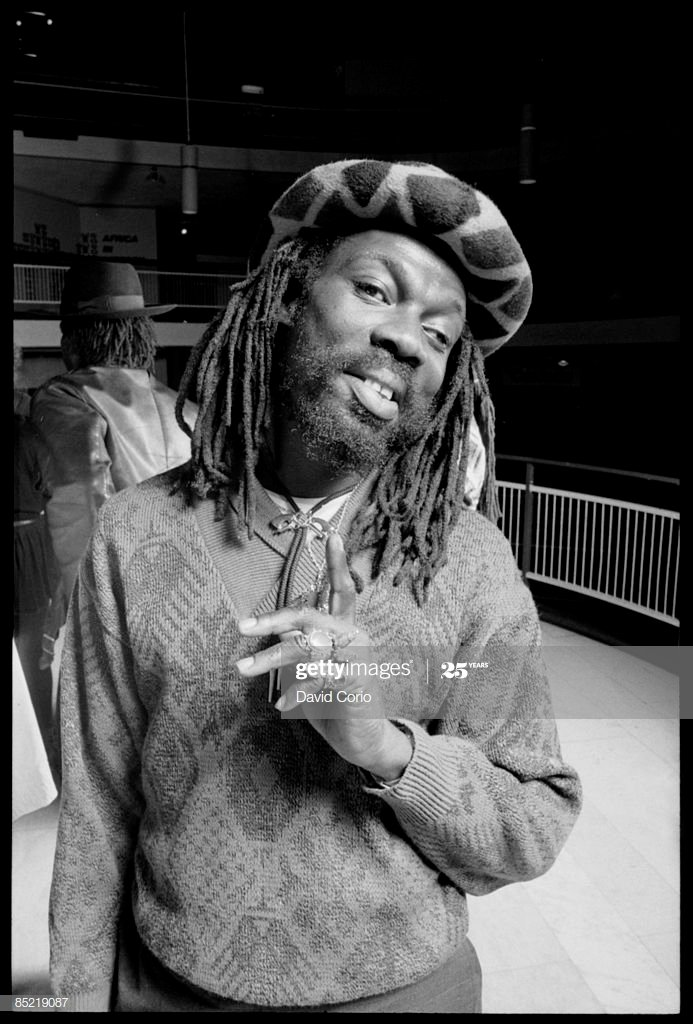 GhettoRadio895's tweet photo. #ReggaeBling 
Np  Crack in New York // Culture
https://t.co/dvDryCtgvc

< @DjBlingGhetto @qevohdevokeh > https://t.co/nbsirU7w3m