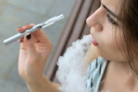 RegWatchCanada's tweet photo. Association of initial e-cigarette and other tobacco product use with subsequent cigarette smoking in adolescents: a cross-sectional, matched control study | Curated on - https://t.co/EF8HwuEM7E #YOUTHUSE #VAPINGVSSMOKING #GATEWAY #vaping https://t.co/FKgsTd6D8a