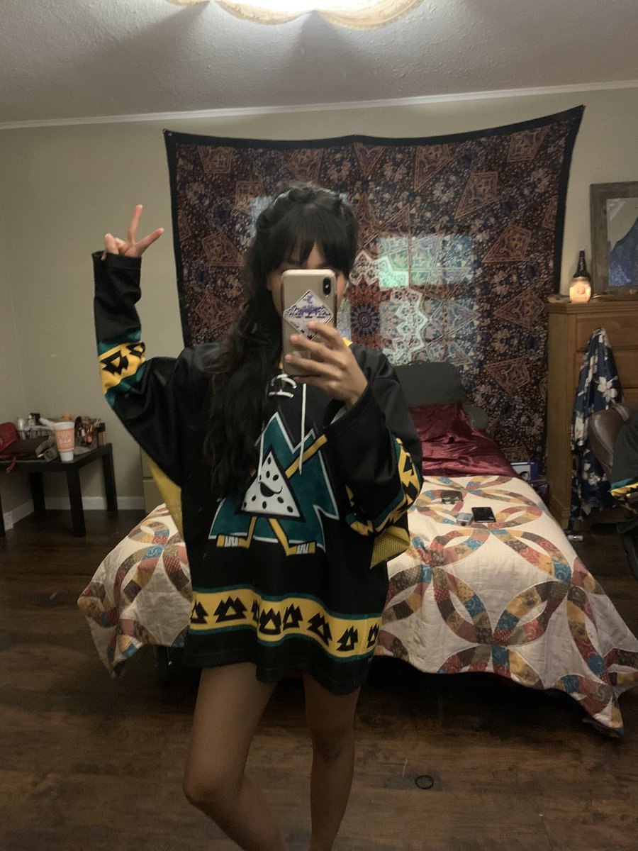 changinmyat's tweet photo. gonna live in this jersey till we’re back in the mountains 🥺 https://t.co/KF9vpLOgVc