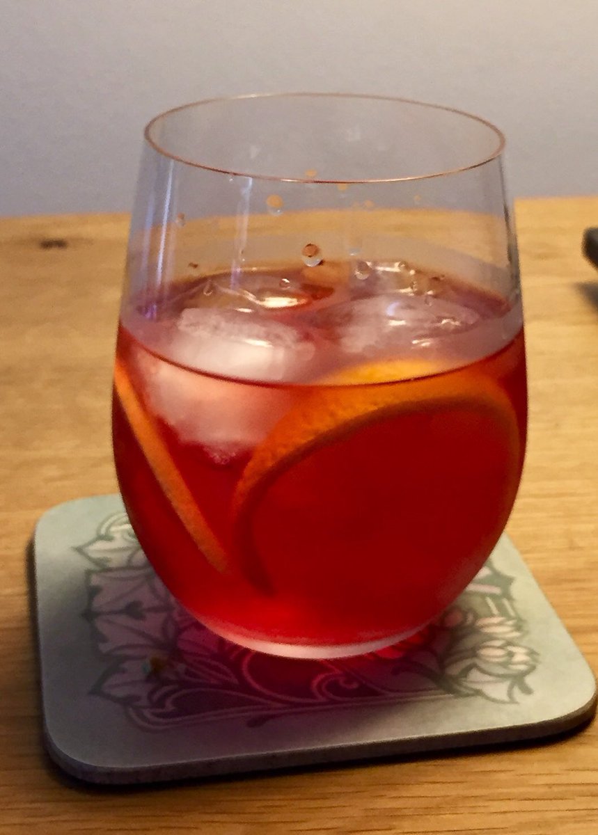 Minghowriter's tweet photo. @LewyLady #Campari #Negroni #Ableforths @bathtubgin @tarquinsgin #CornishCrocus @MasterOfMalt #NegroniBundle 😋🤪🙂🍸 https://t.co/4GKzvQuG2F