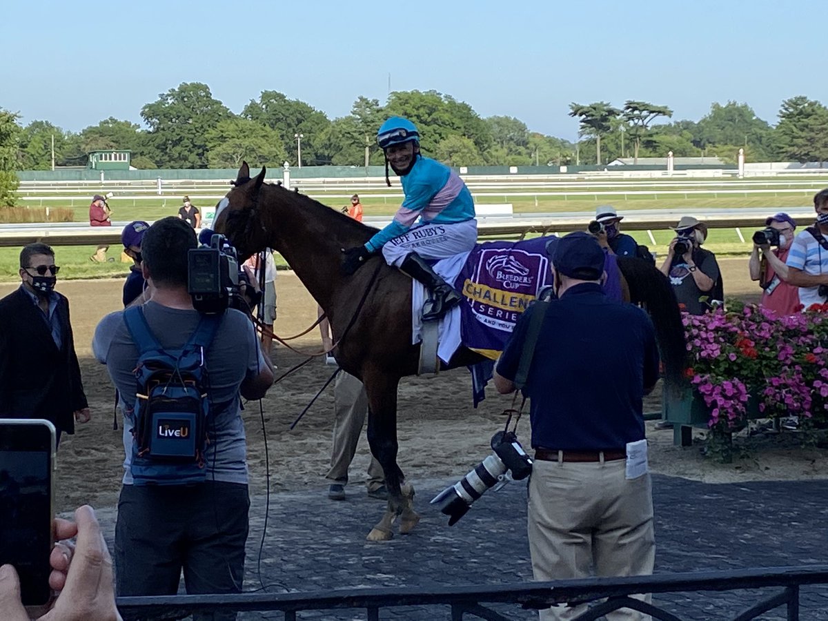 RobinDeehan's tweet photo. Authentic hangs on to win the #Haskell2020! That’s 9 career Haskell wins for trainer Bob Baffert! @News12NJ https://t.co/JAqR5R9lsa