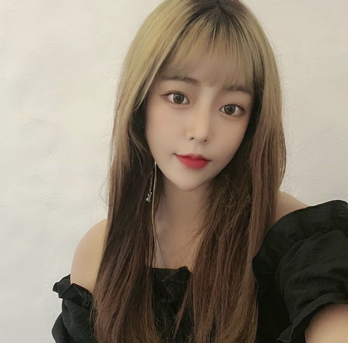 nugupromoter's tweet image. 📸

GROUP: #LiveHigh #리브하이 
MEMBER: #Bohye #보혜