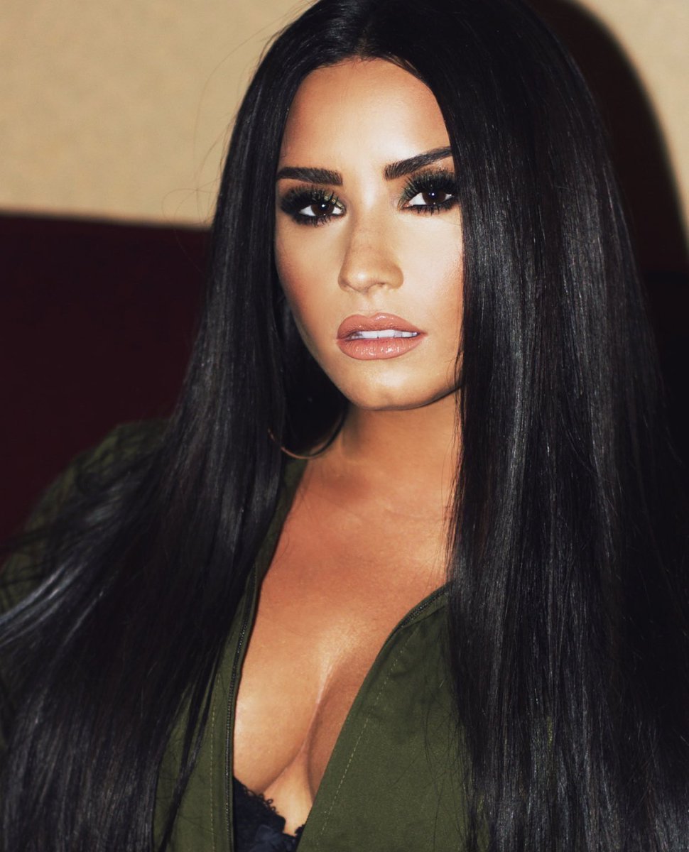 bestsofddlovato's tweet image. beauty killer