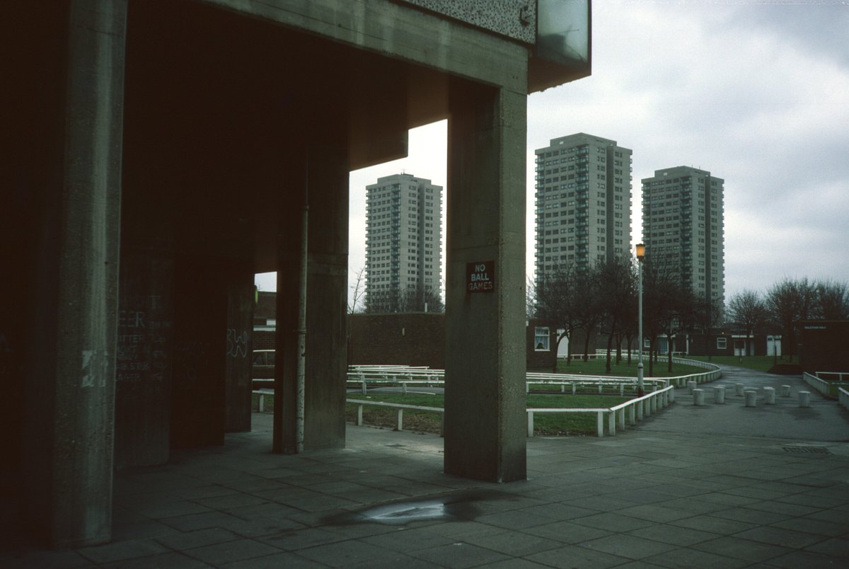 Trowbridge Estate: The first post-war estate in Hackney to go through regeneration. All blocks were demolished between 1985-1996 following extremely poor structural and hygiene conditions and were replaced by low-rise housing. The blocks lasted 20 years