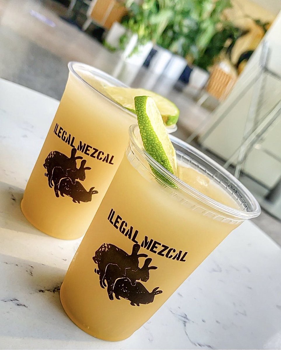 oldgregspizza's tweet photo. spiked @ilegalmezcal slushie saturdayz.⚡️
order one (or an entire pitcher) while you wait.
y o u deserve t h i s.
#hotAFoutside #itsjuice #oldgregspizza https://t.co/BpSZk15ts9