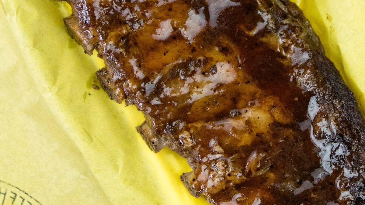 jr_ribs's tweet photo. No existe brillo más bonito que el glaseado de nuestros Racks. 🐽

🐖 ¡Recuerda que ya puedes visitarnos! Contamos con todas las medidas para tu salud y de Sana Distancia.

#AlimentaTuAlma https://t.co/Gpjge5ALJG