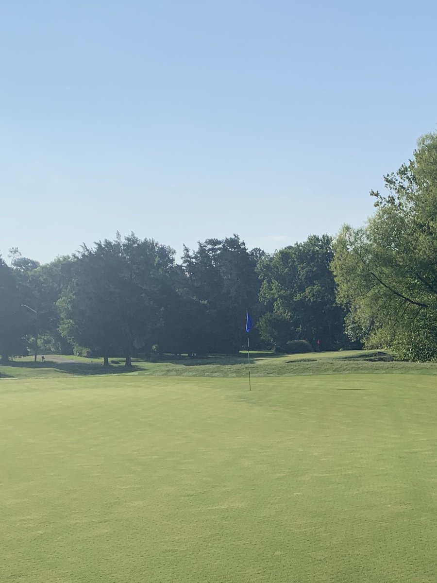 SkyCaddieMike's tweet photo. Sky Golf stopped by Rock Hill CC in Rock Hill, SC this week. Nice course and in very good condition. https://t.co/GHDY4nxX71