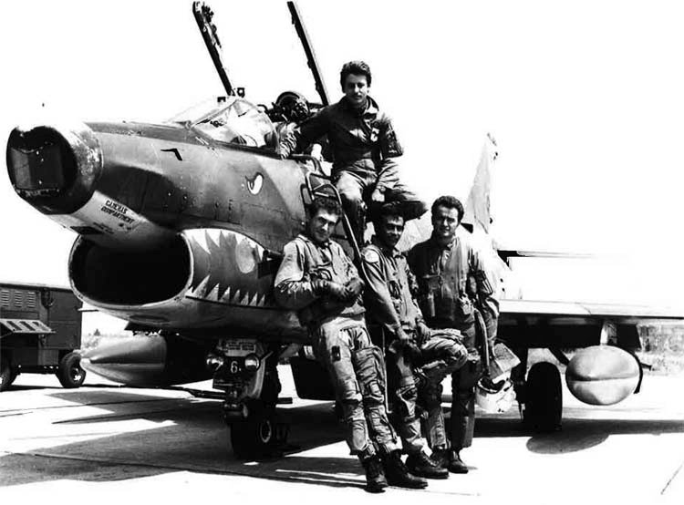 FlMichele69's tweet photo. @Bruce437t @TrevClark1958 #G91Y🔝 #ItalianAirForce🇮🇹
Role: Attack/CAS/TASMO/📸
AFB Brindisi #32Wing (my city)
AFB Cervia (Rimini) #8Wing https://t.co/Bnf7nDrs1N