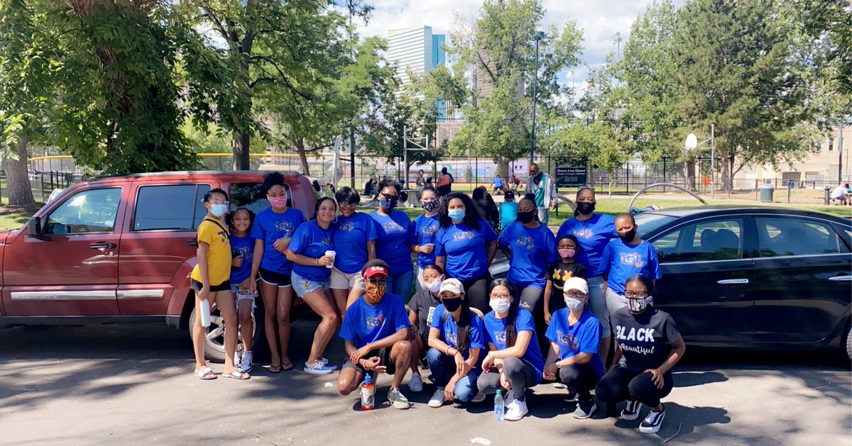 Ash_Bizzle3's tweet photo. Despite what we go through, we still show up and serve our own. #CommunityServant #ULFC Thank you to everyone who supports whatever I have going on. βπ½π€ https://t.co/BLEJMPzCBF