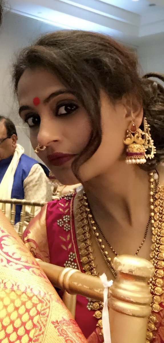 IAmAparnaDesai's tweet photo. #BindiTwitter #BindiNotRegressive https://t.co/0DPLBCfIyX