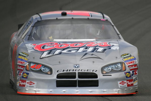 Nascarpixtures's tweet photo. Which manufacture looked the best on the gen 4 cars? https://t.co/Qbsvpvk6AP
