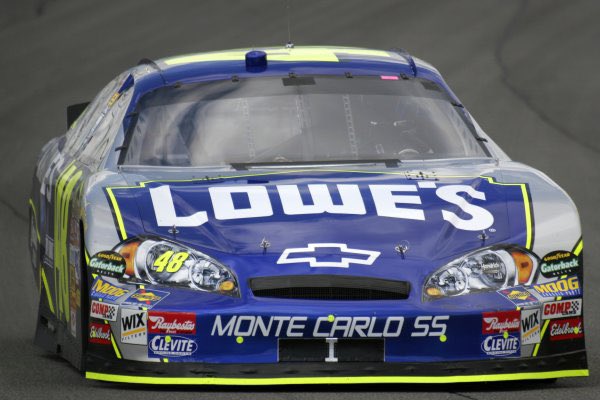 Nascarpixtures's tweet photo. Which manufacture looked the best on the gen 4 cars? https://t.co/Qbsvpvk6AP