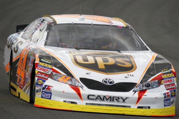 Nascarpixtures's tweet photo. Which manufacture looked the best on the gen 4 cars? https://t.co/Qbsvpvk6AP