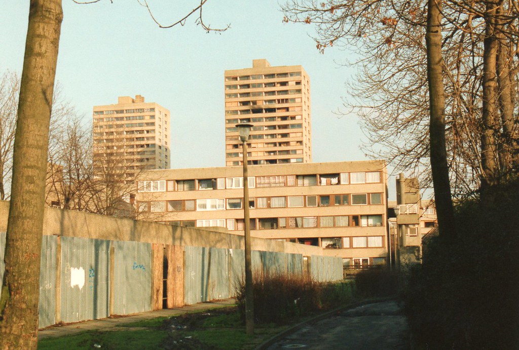 Kingshold Estate: Another poorly designed post-war estate in Hackney. Suffered from vandalism, infestation, and disrepair. The estate was completely rundown by the 1990s and was rebuilt by 2003. Great documentary from the 1990s on Kingshold below: