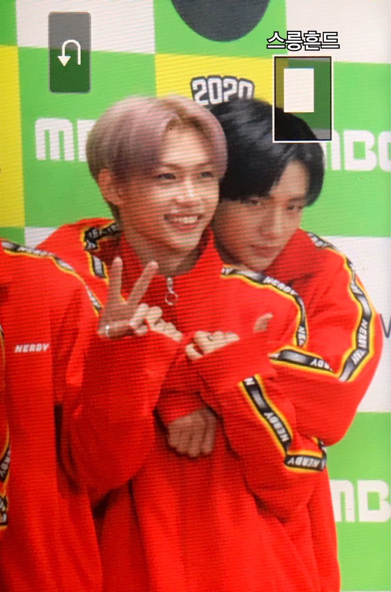 hybnie's tweet photo. 18th july, 200/366 ༉‧₊✧

200 days of this :( nd its time for me to stop nd move away from this account, at least for a bit :(( i love you, so much, thank you for being my everythings. my best friends ever :( ## https://t.co/rmPBHiaL4f