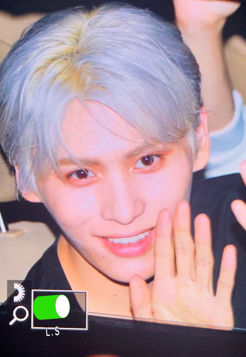 pics_sf9's tweet photo. #TAEYANG @SF9official #SF9 https://t.co/Aofl6sb42P