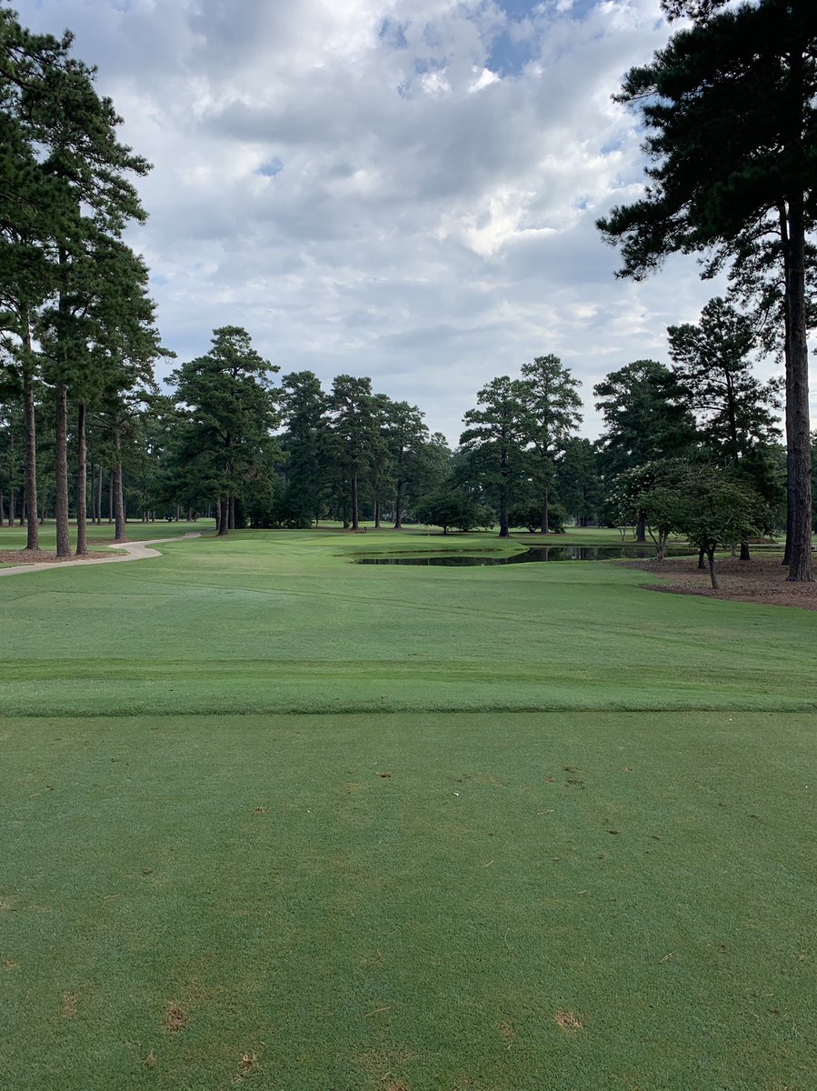 SkyCaddieMike's tweet photo. Sky Caddie updated the map at Forest Lake Club in Columbia, SC. Thanks to HP John Winterhalter for getting me out on the course. https://t.co/aiVWv5n0Bn