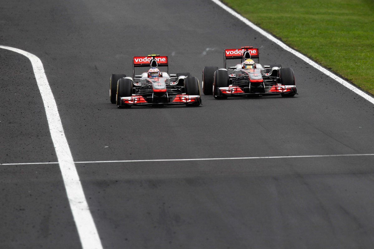 JensonButton's tweet photo. Felling a little nostalgic. 2011 Hungary 🏆💪🏽👊🏽#200thrace #winner https://t.co/2BPC1NFtev