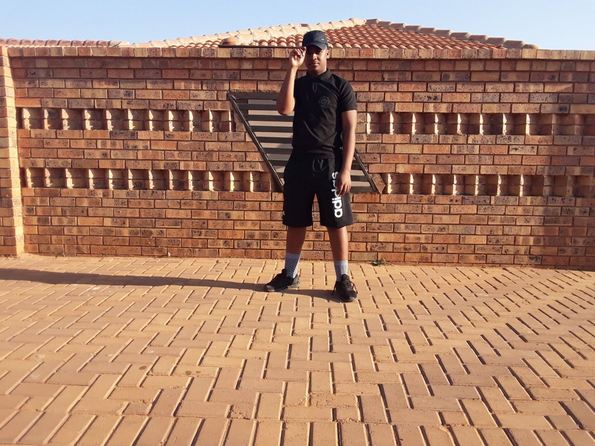 x_xtla's tweet photo. #MandelaDay #2020
#makeyourownlane #LegacySA #67minutes #empower https://t.co/1pW1fb7Qtp