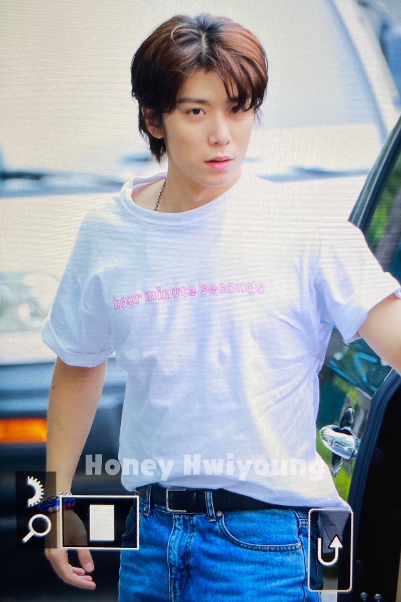 pics_sf9's tweet photo. #HWIYOUNG @SF9official #SF9 https://t.co/iocEOhlLdC