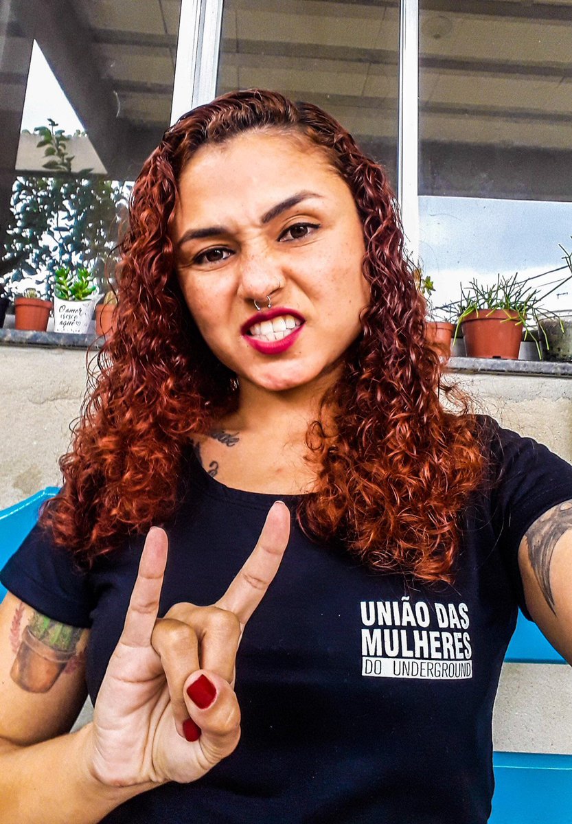 LuBorgesDrummer's tweet photo. @uniaodasmulheresdounderground por mais mulheres livres na cena para serem o que nasceram para ser 🌹💪🙎🤘🖤💄🔥#mulheresdometalbrasileiro #uniaodasmulhersdometal #mulheresbateras #uniaodasmulheresunderground #headbangueira #drumergirl #mulheresbateras #lastconscious https://t.co/yDIXIEJ7nV