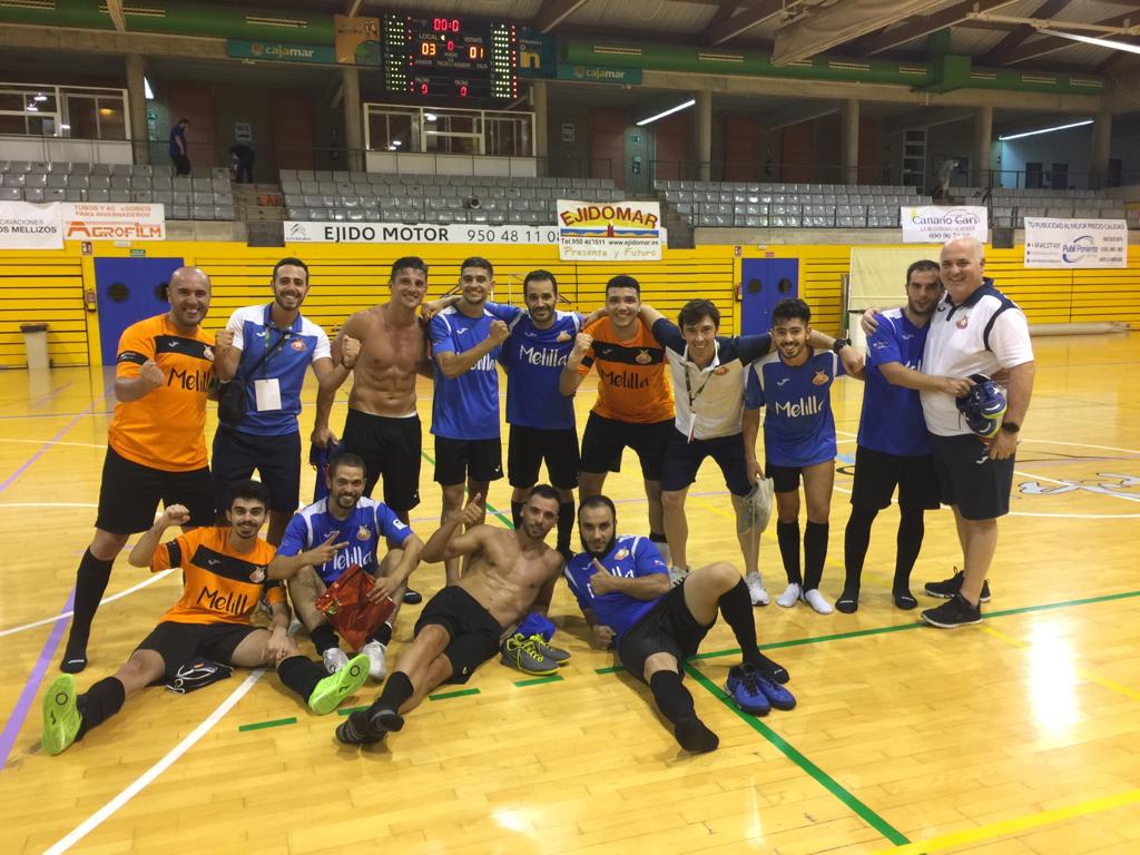 Javi_Martinez86's tweet photo. No he tenido una extensa carrera deportiva, pero creo k muy muy poca gente ha tenido la suerte de vivir las experiencias que estamos viviendo este equipo de @Melistar_FS
Pasamos ronda de playoff! #viejosrockeros #mepideleche jaja
K suerte estar aquí ✌ https://t.co/4M0ZHmEpEu
