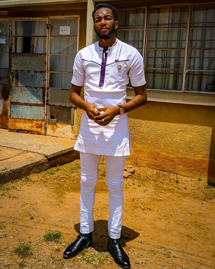 joindiz's tweet photo. #TheKingsHand 🌚 https://t.co/ckAUK7lZuD